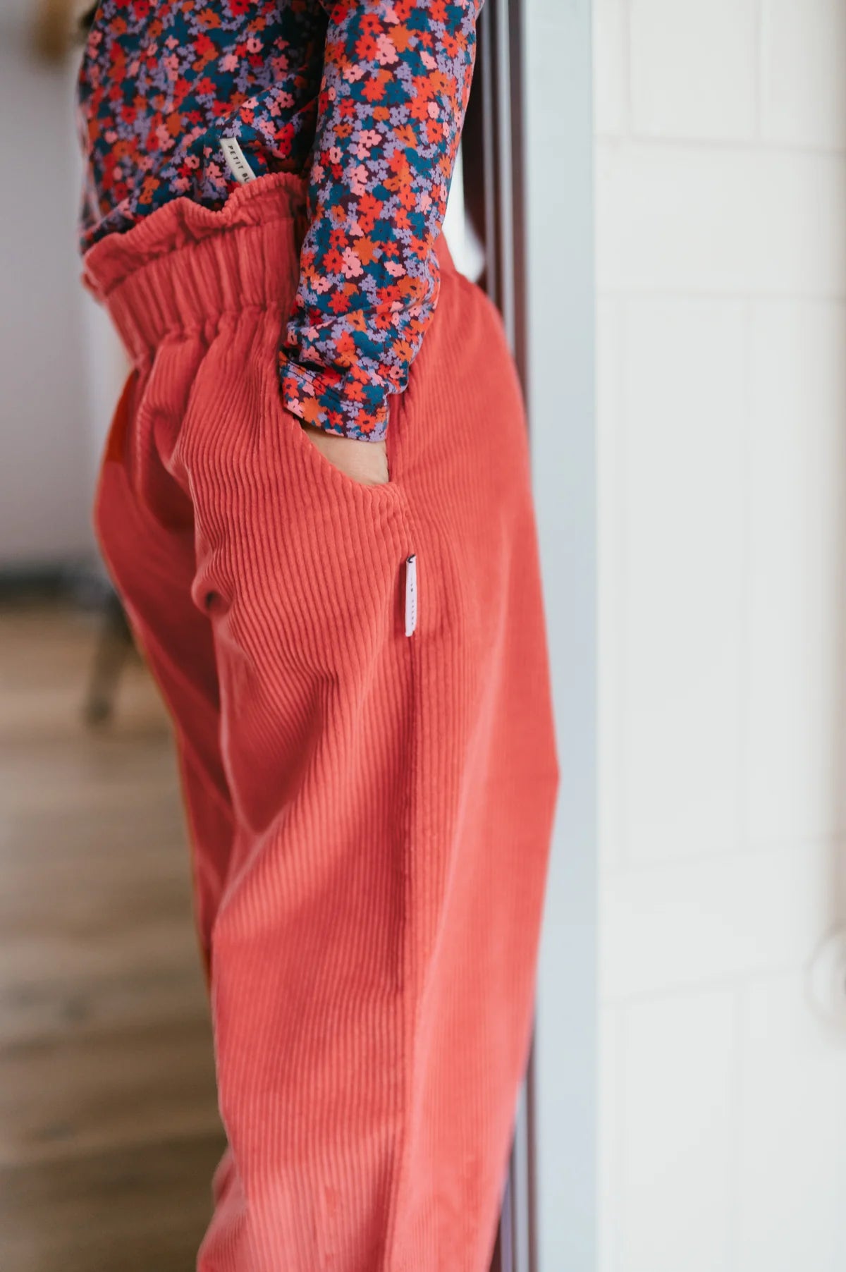 WIDE RUFFLE PANTS | MINERAL RED