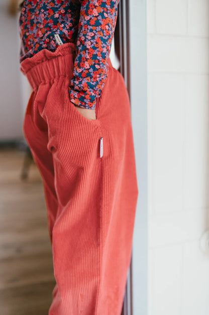 WIDE RUFFLE PANTS | MINERAL RED