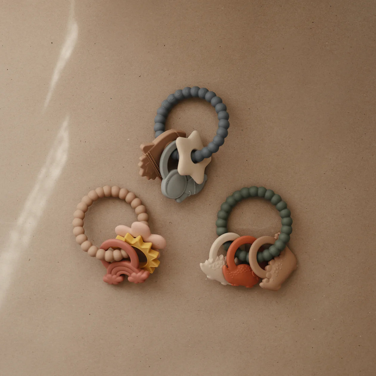 Mushie - Nature Teething Ring