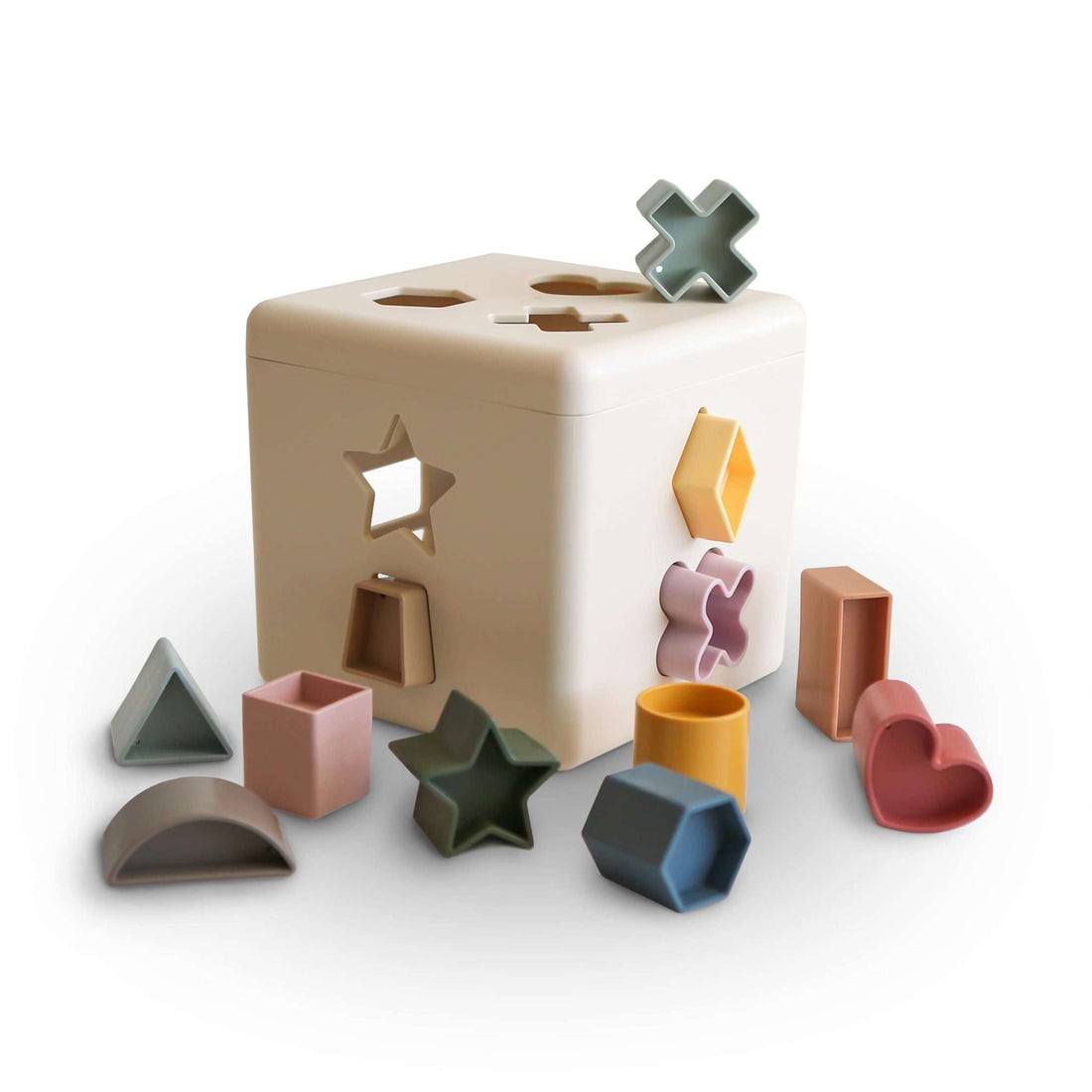 Shape sorting box - Mushie